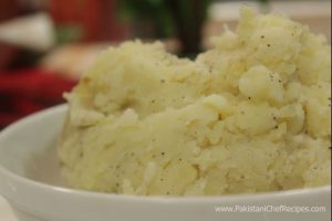 Butter Mashed Potatoes Recipe by Rida Aftab
