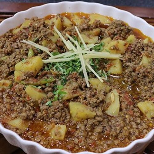 Dhaba Style Aloo Qeema Recipe by Chef Irfan Wasti